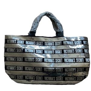NWT Victorias Secret Glitter Tote with matching travel pouch $80